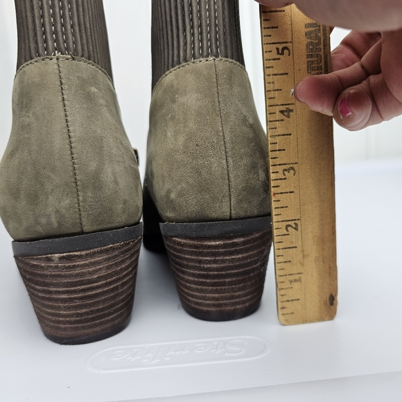 Vionic Shantelle Olive Green Waterproof Nubuck Leather Ankle Zip Booties 9 - Picture 10 of 12